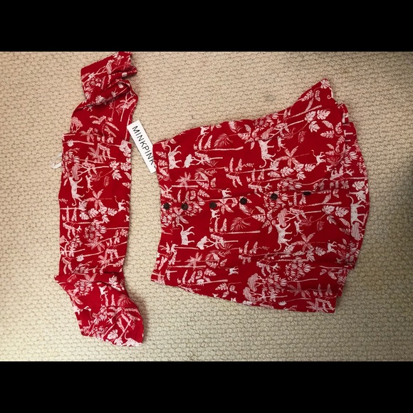 Red animal patterned set - Picture 2 of 4